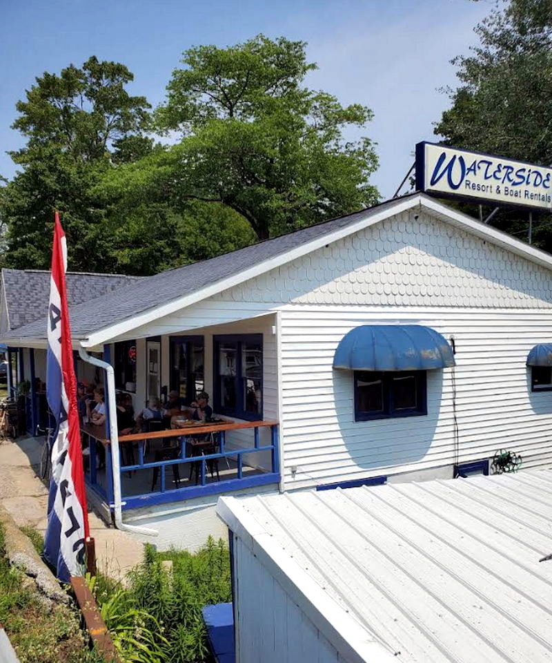 Neils Modern Cottages (Neils Resort) - Waterside Resort And Boat Rental